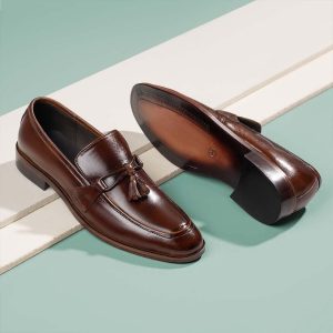 Men's Formal To Casual: Black Oxfords & Brown